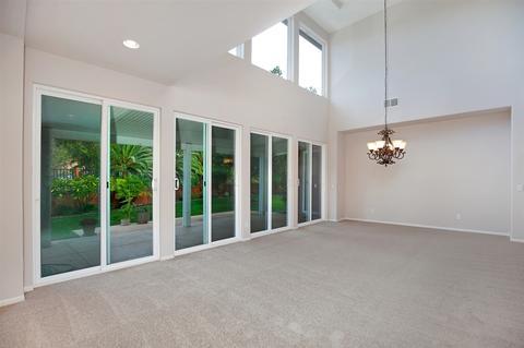 2518 Vendimia Ct, Vista, CA 92084 photo 3
