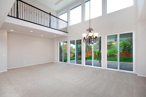 2518 Vendimia Ct, Vista, CA 92084 photo 4