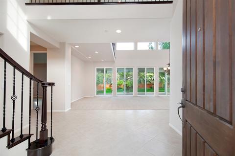 2518 Vendimia Ct, Vista, CA 92084 photo 2