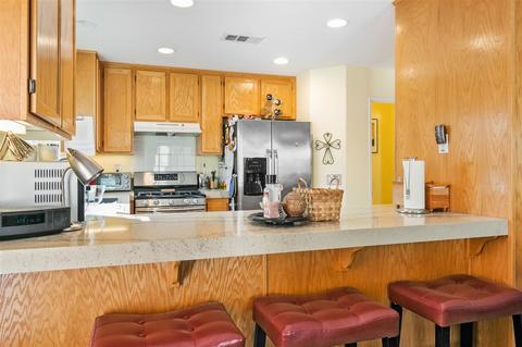 223 Cedar Gln, Escondido, CA 92025 photo 9