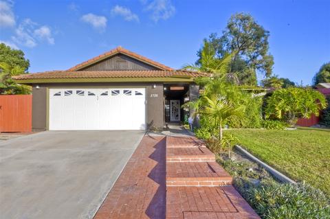 2720 Pepper Tree Dr, Oceanside, CA 92056 photo 5