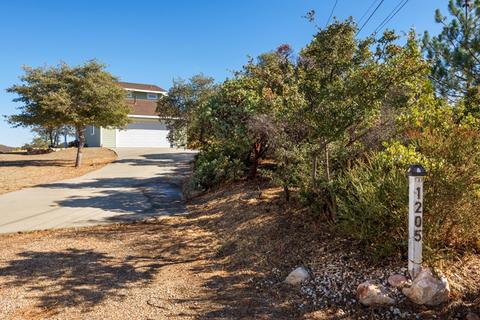 1205 Sunrise Dr, Julian, CA 92036 photo 2