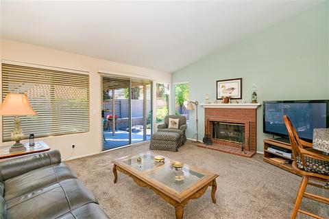 1433 Via Venusto, Oceanside, CA 92056 photo 6