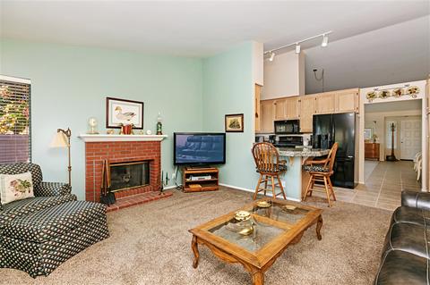 1433 Via Venusto, Oceanside, CA 92056 photo 5