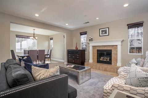 7078 Mariposa St, Santee, CA 92071 photo 4
