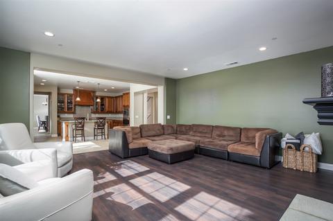 7078 Mariposa St, Santee, CA 92071 photo 9