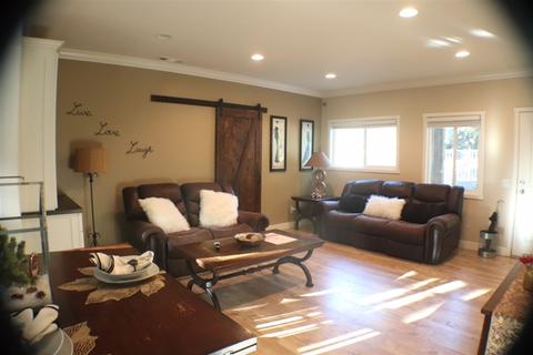 10818 Oak Creek Dr, Lakeside, CA 92040 photo 1