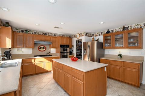323 La Purisma Way, Oceanside, CA 92057 photo 8