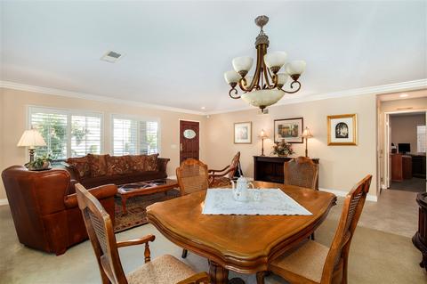 323 La Purisma Way, Oceanside, CA 92057 photo 2