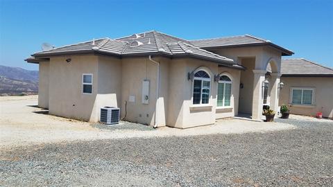 37750 James Dr, Temecula, CA 92592 photo 2