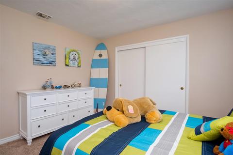 1815 Hunsaker, Oceanside, CA 92054 photo 17