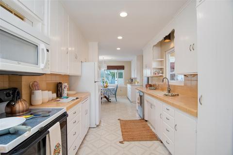 1815 Hunsaker, Oceanside, CA 92054 photo 11