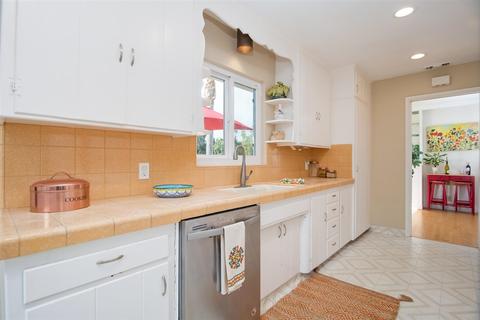1815 Hunsaker, Oceanside, CA 92054 photo 10