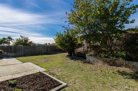 10082 Halberns Blvd, Santee, CA 92071 photo 18