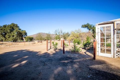 24946 Library Ln, Potrero, CA 91963 photo 10