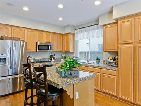 1507 Enchante Way, Oceanside, CA 92056 photo 3