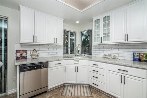 740 Mosaic Cir, Oceanside, CA 92057 photo 9