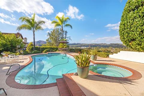 716 Inspiration Ln, Escondido, CA 92025 photo 2