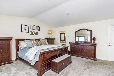 716 Inspiration Ln, Escondido, CA 92025 photo 19