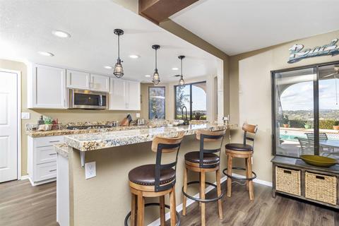 716 Inspiration Ln, Escondido, CA 92025 photo 8