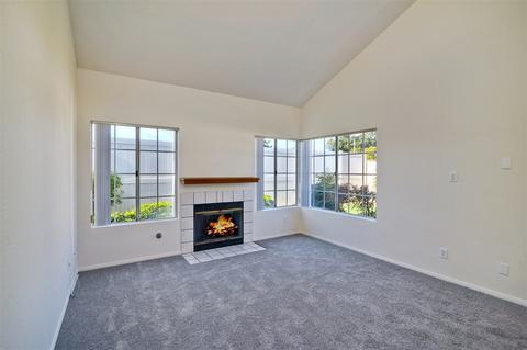 347 Riverview Way, Oceanside, CA 92057 photo 4