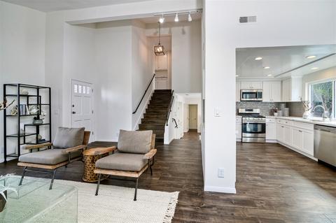 1621 Olmeda St, Encinitas, CA 92024 photo 3