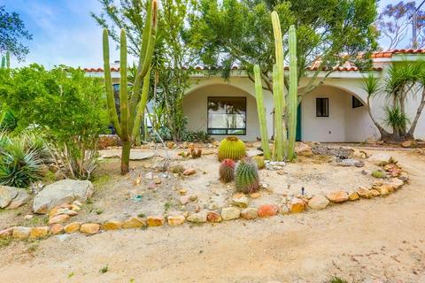3090 Cordrey Dr, Escondido, CA 92029 photo 1