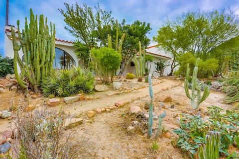 3090 Cordrey Dr, Escondido, CA 92029 photo 2
