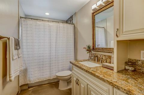 8858 Lemon Ave, La Mesa, CA 91941 photo 18