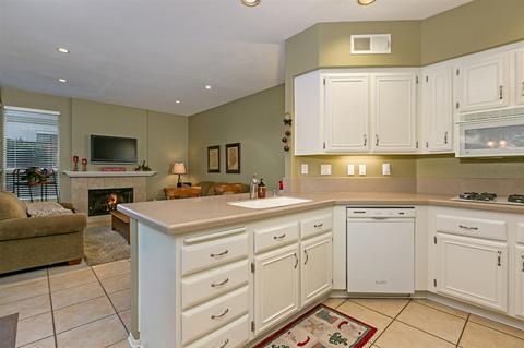 821 Applewilde Dr, San Marcos, CA 92078 photo 10