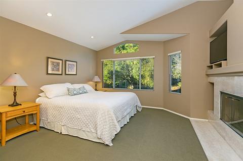 821 Applewilde Dr, San Marcos, CA 92078 photo 15