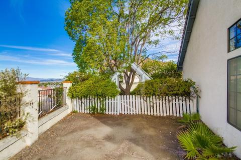 1337 Clear Crest Cir, Vista, CA 92084 photo 22