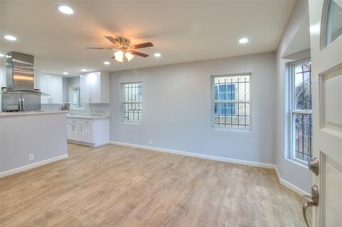 15620 S Frailey Ave, Compton, CA 90221 photo 6