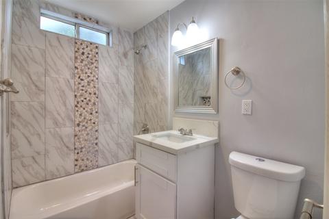 15620 S Frailey Ave, Compton, CA 90221 photo 23