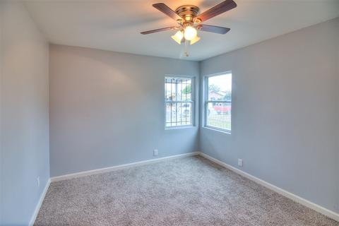 15620 S Frailey Ave, Compton, CA 90221 photo 20