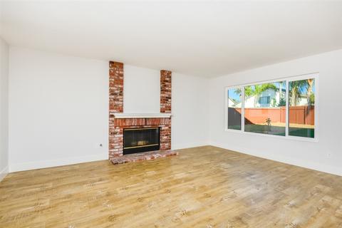 4510 Pebble Beach Dr, Oceanside, CA 92057 photo 7