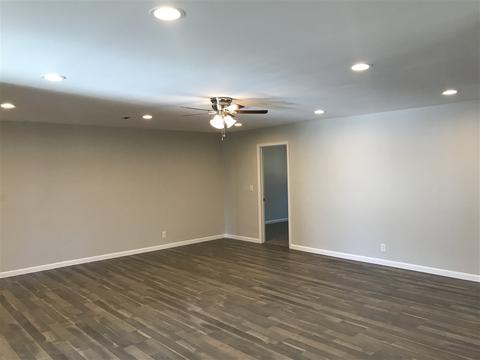 1840 Debra Ln, Vista, CA 92084 photo 3