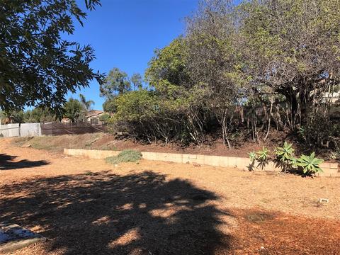 1840 Debra Ln, Vista, CA 92084 photo 18
