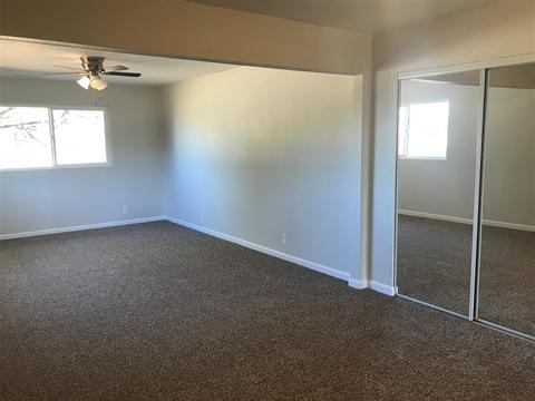 1840 Debra Ln, Vista, CA 92084 photo 5