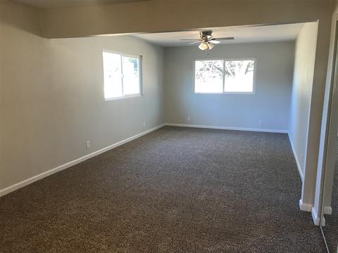 1840 Debra Ln, Vista, CA 92084 photo 15