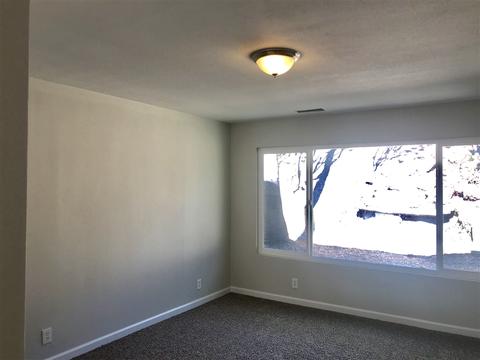 1840 Debra Ln, Vista, CA 92084 photo 12