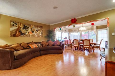 495 E J St, Chula Vista, CA 91910 photo 5
