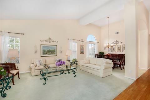 5254 Candlelight St, Oceanside, CA 92056 photo 2