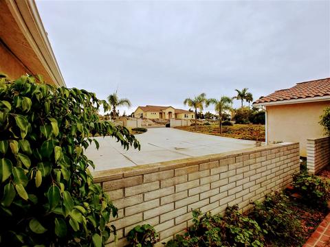 640 Altamira Ct, Vista, CA 92081 photo 22