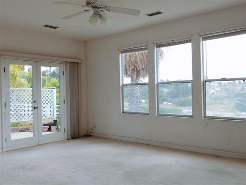640 Altamira Ct, Vista, CA 92081 photo 14