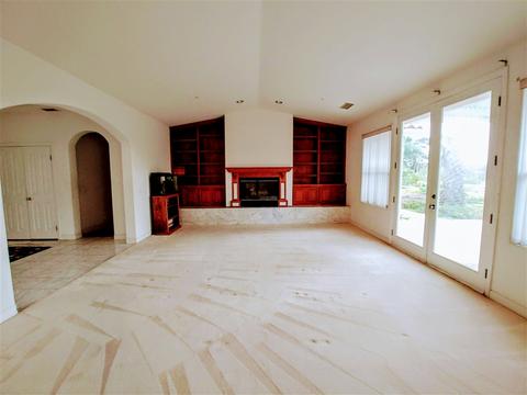 640 Altamira Ct, Vista, CA 92081 photo 6