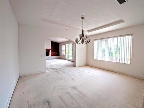 640 Altamira Ct, Vista, CA 92081 photo 8