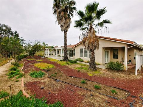 640 Altamira Ct, Vista, CA 92081 photo 20
