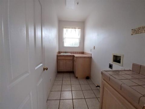 640 Altamira Ct, Vista, CA 92081 photo 18