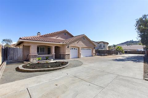 8577 Paseo De Los Castillos, Santee, CA 92071 photo 5